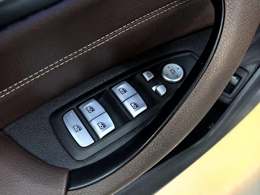 BMW X1 2022 — фото 11