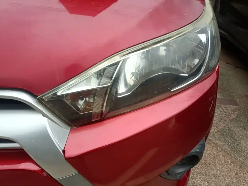 Toyota Yaris L 2015 — фото 18