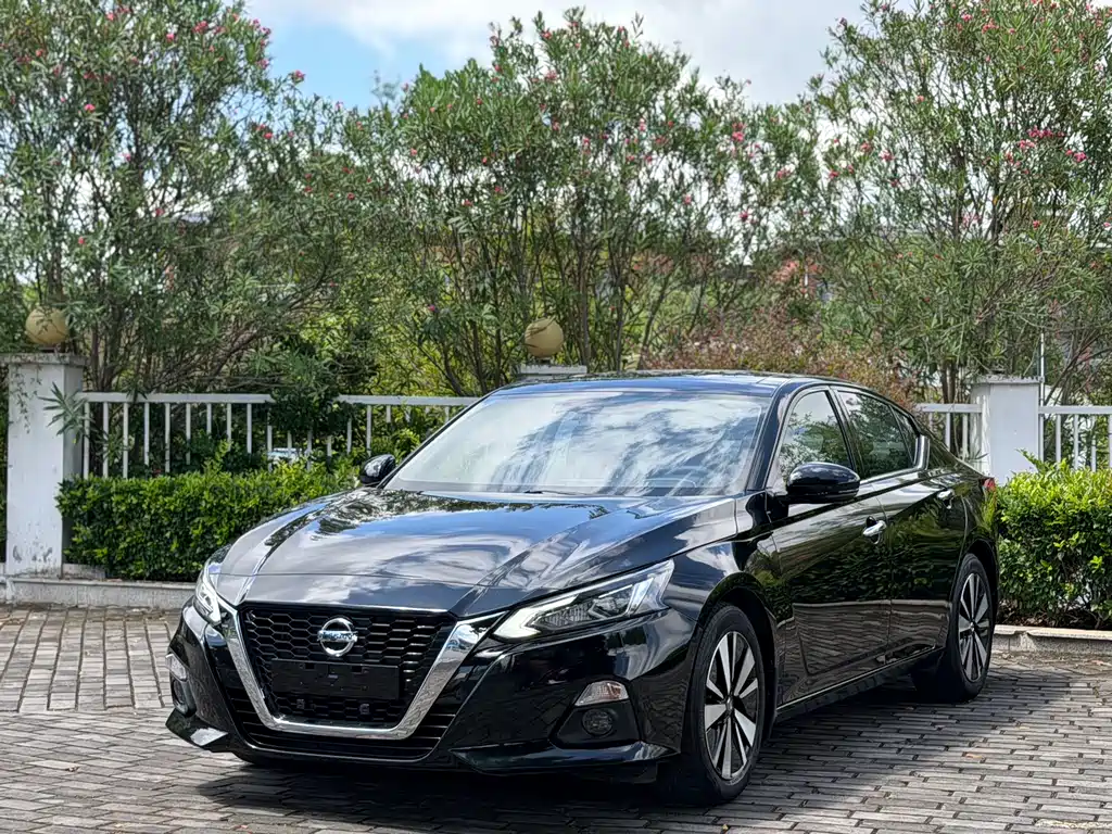 Nissan Teana 2021