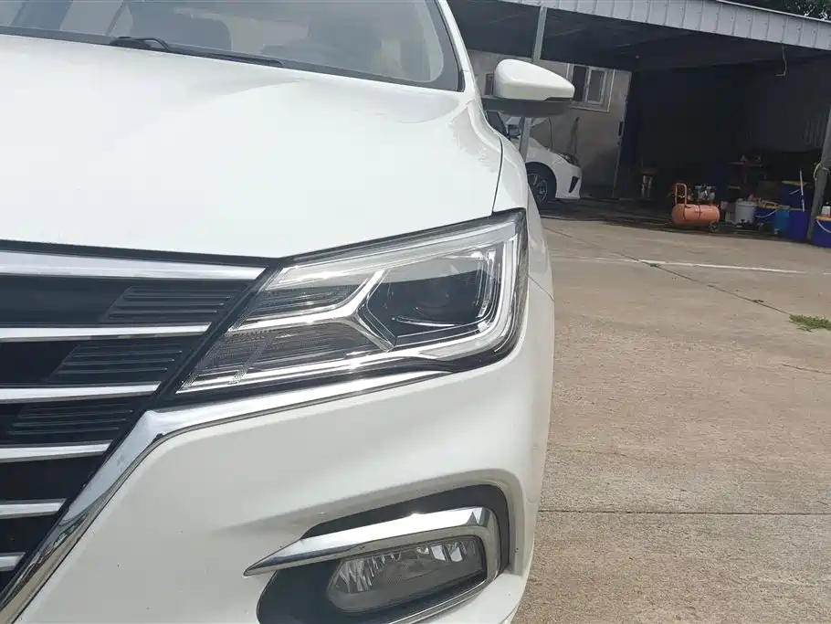 Roewe i5 2019
