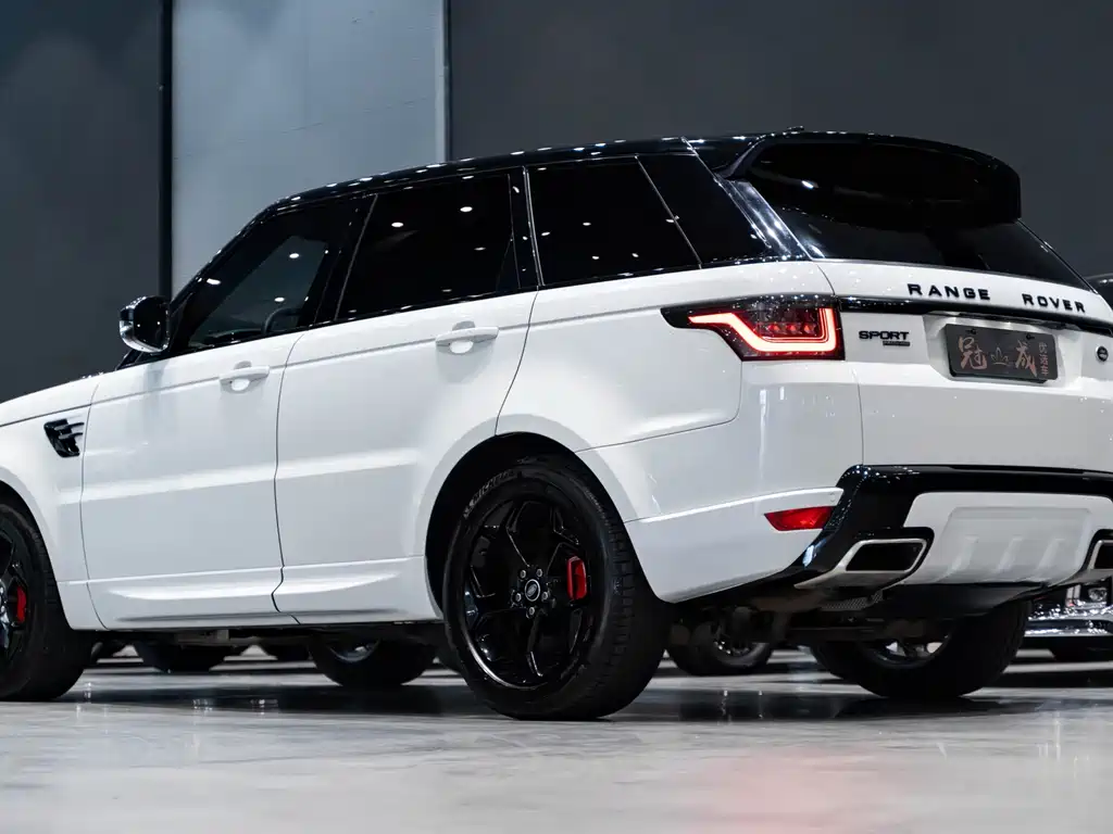 Land Rover Sport PHEV 2019 — фото 4