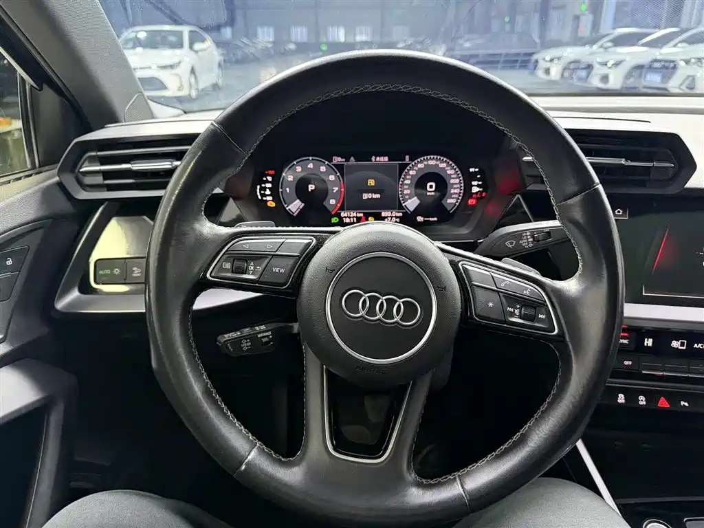 Audi A3 2022 — фото 14
