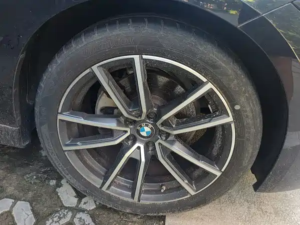 BMW 3 Series 2023