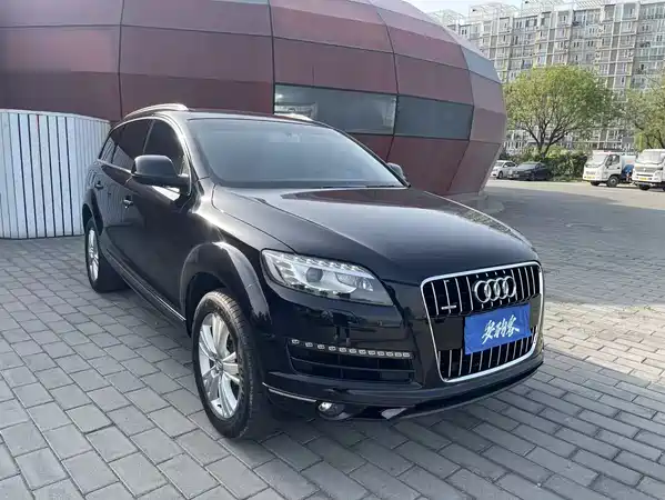 Audi Q7 2011
