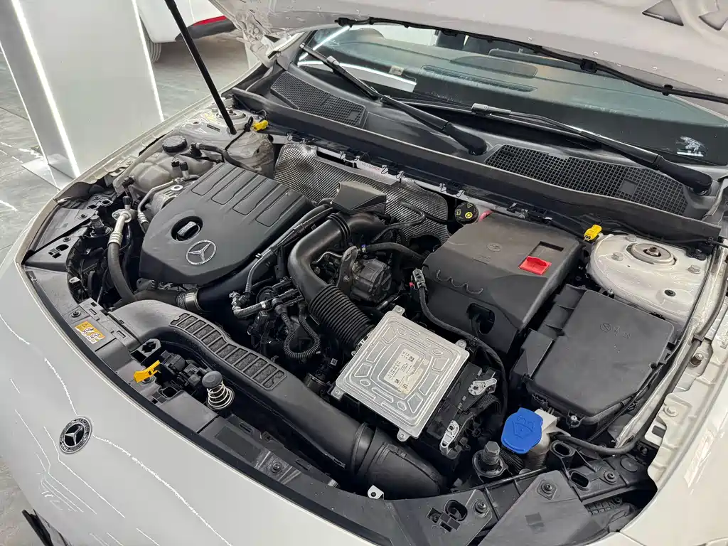 Mercedes-Benz A-Class 2021 — фото 15