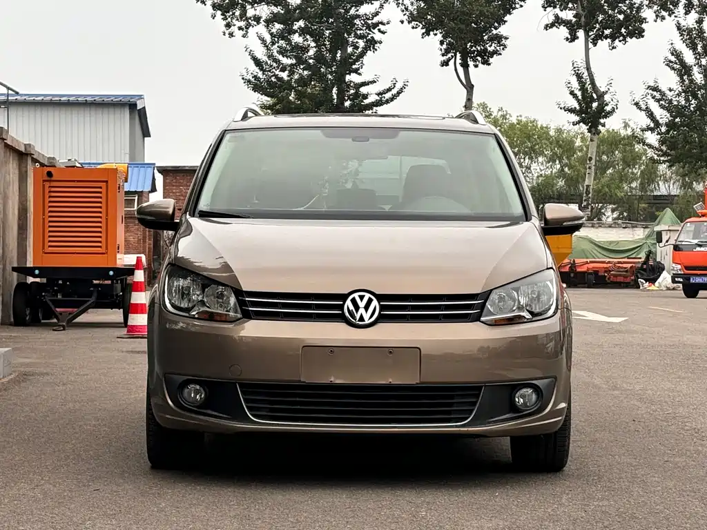 Volkswagen Touran 2015 — фото 6