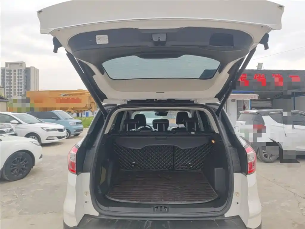 Ford Kuga 2018 — фото 19