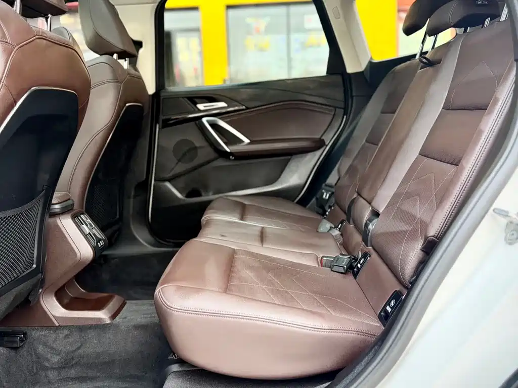 BMW X1 2024 — фото 11
