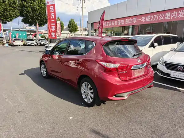 Nissan Tiida 2016