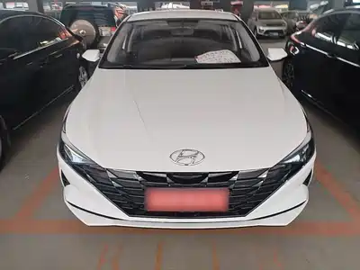 Hyundai Elantra 2023