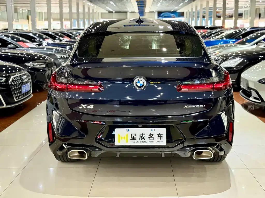 BMW X4 2023 — фото 15
