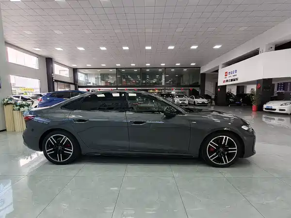 Audi A5L 2025