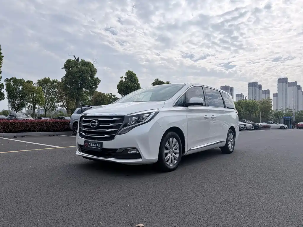 GAC Motor Trumpchi M8 2018 — фото 1