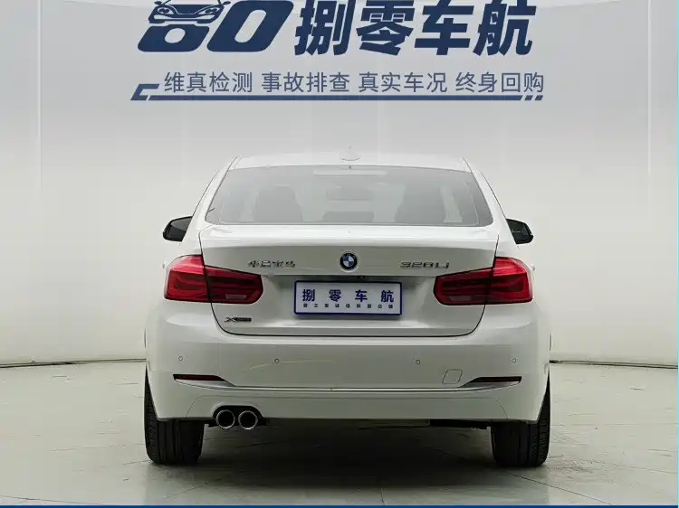 BMW 3 Series 2018 — фото 10