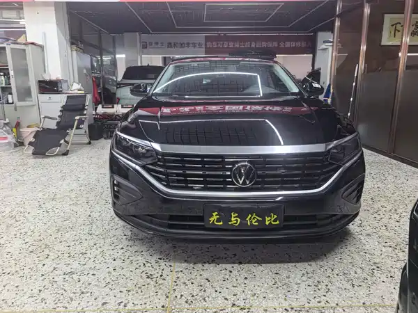 Volkswagen Passat 2023