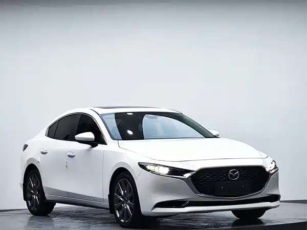Mazda 3 Axela 2023