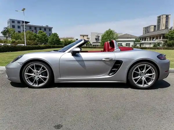 Porsche 718 2023