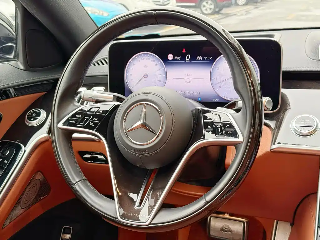 Mercedes-Benz S-Class 2024 — фото 12