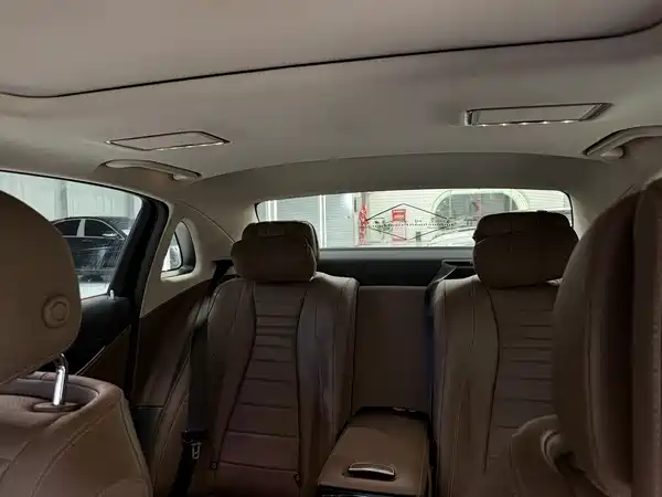 Mercedes-Benz E-Class 2016