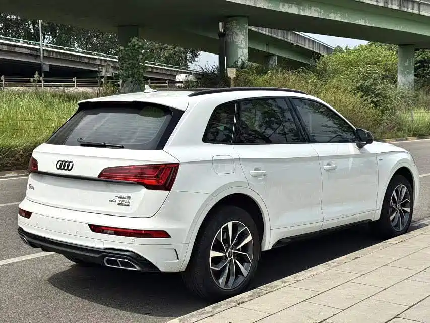 Audi Q5L 2023