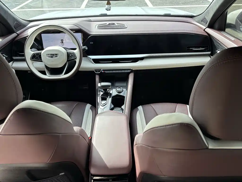 Geely Xingyue L 2023 — фото 13