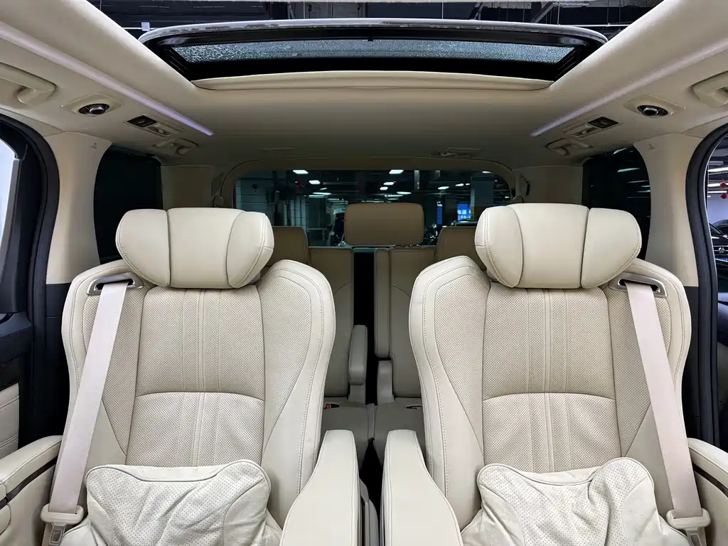 Toyota Vellfire 2022 — фото 9