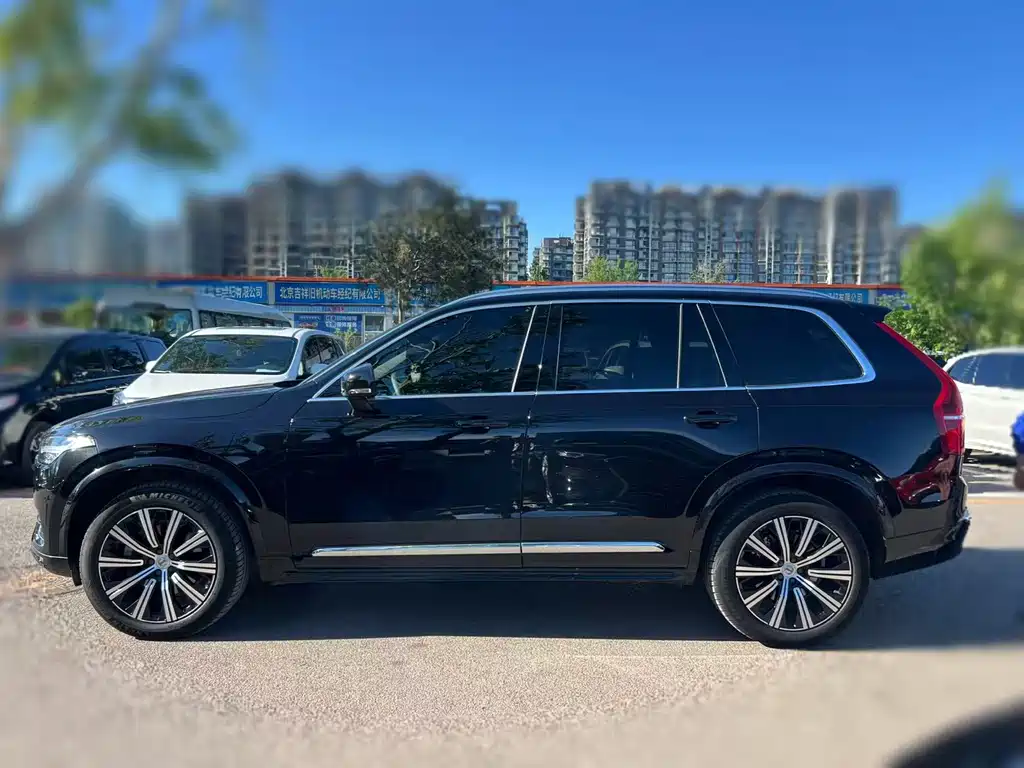 Volvo XC90 2024 — фото 4