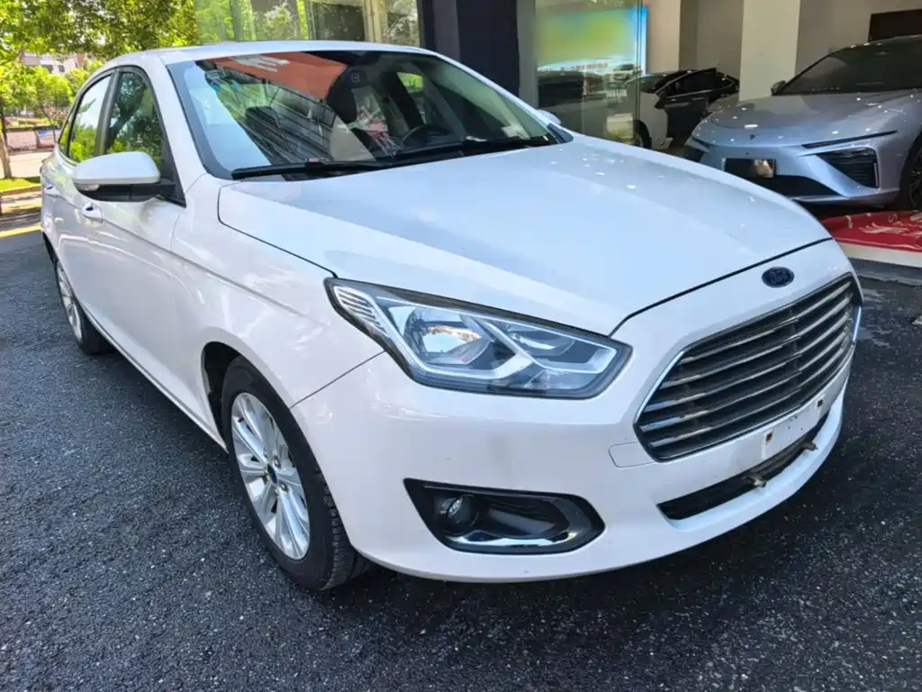 Ford Escort 2017