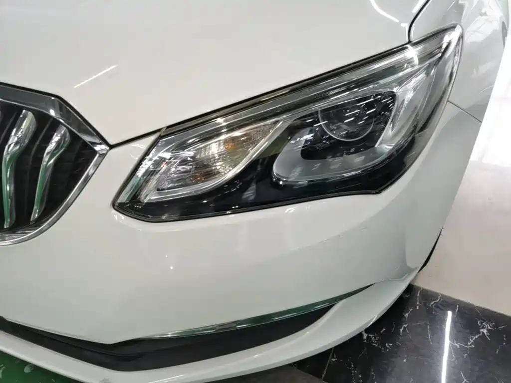 Buick Excelle 2017 — фото 24