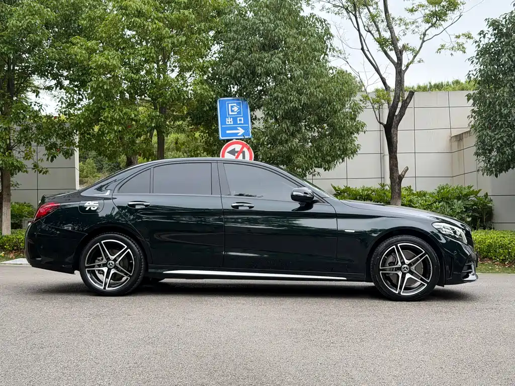 Mercedes-Benz C-Class 2021 — фото 3
