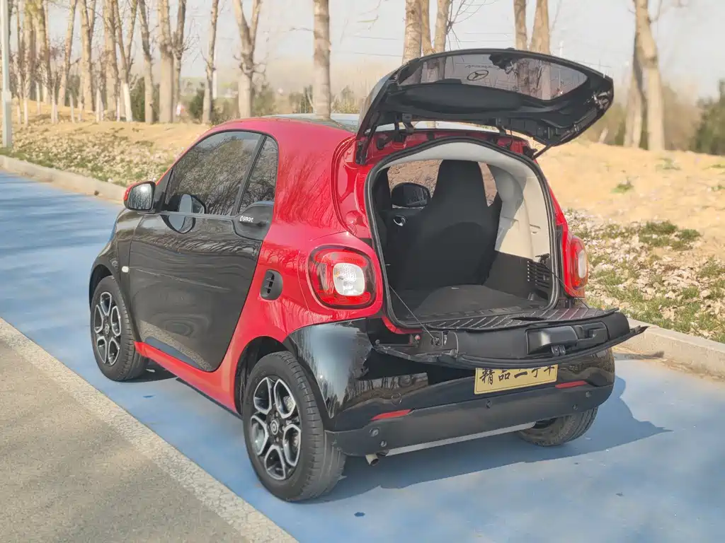 smart Fortwo 2019 — фото 8