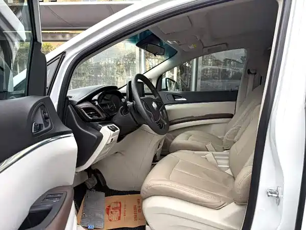 Buick GL8 2022