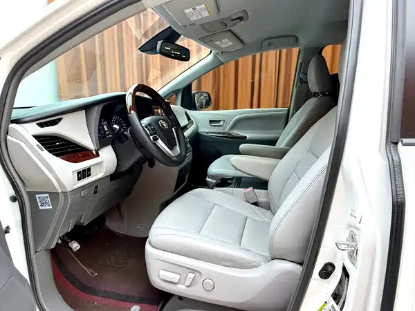 Toyota Sienna 2018