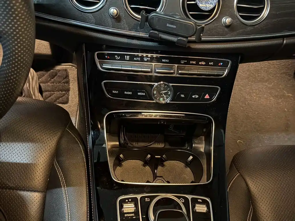 Mercedes-Benz E-Class 2017 — фото 4