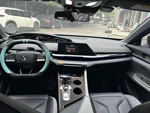 Changan UNI-V 2022