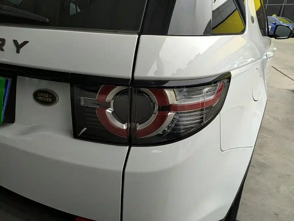 Land Rover Discovery Sport 2018 — фото 8