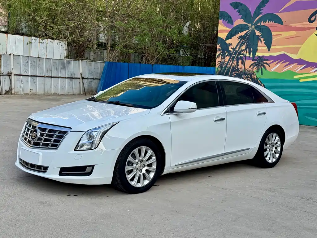 Cadillac XTS 2015 — фото 3