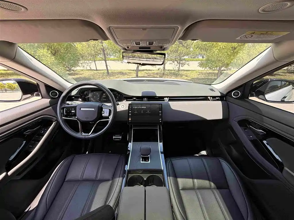 Land Rover Evoque 2024 — фото 6