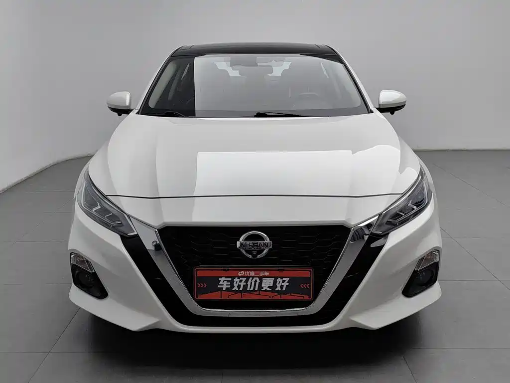 Nissan Teana 2022 — фото 3