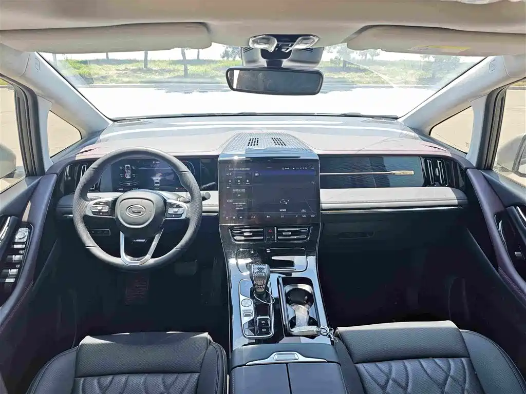 GAC Motor Trumpchi M8 2025 — фото 10
