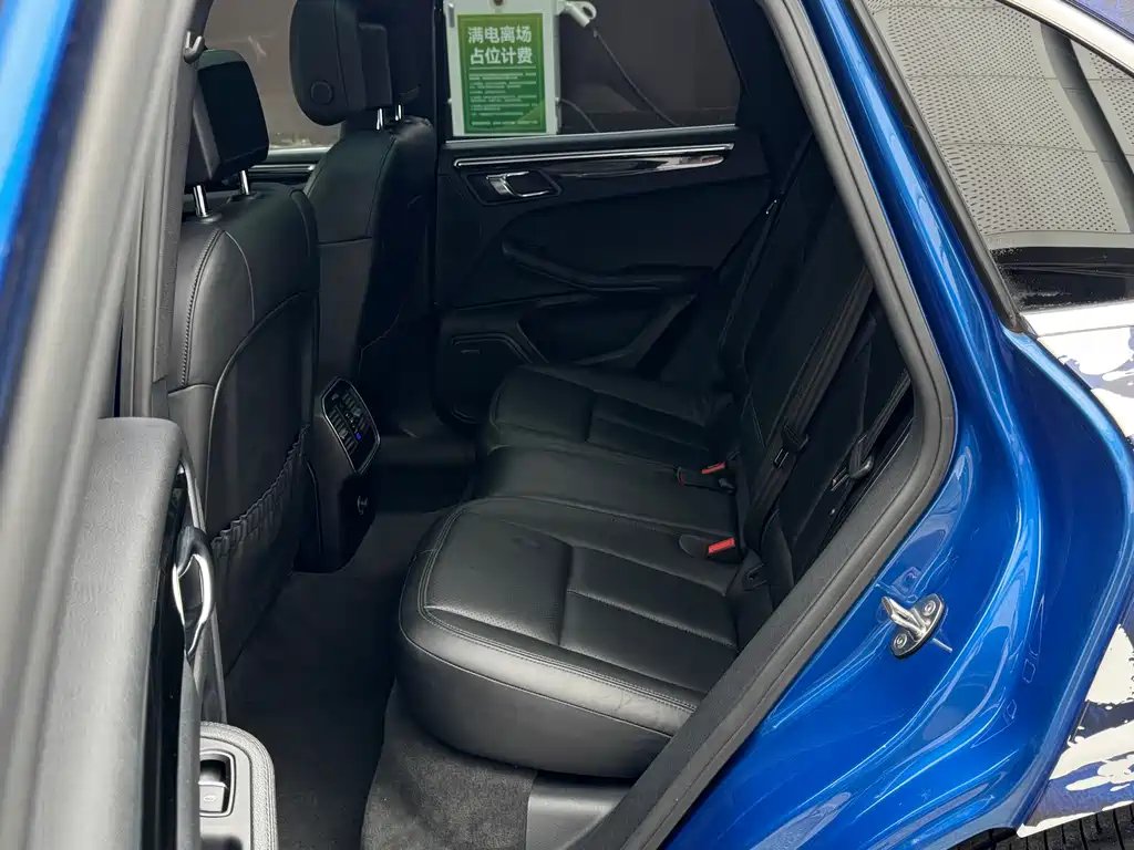 Porsche Macan 2016