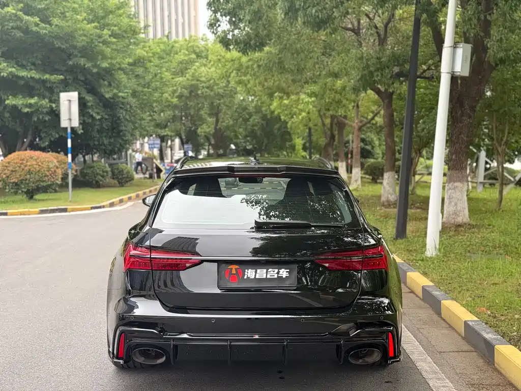 Audi RS 6 2022 — фото 8