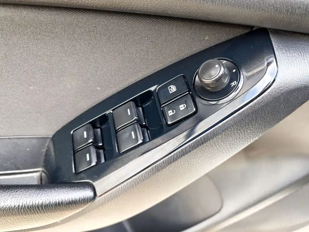 Mazda 3 Axela 2017 — фото 17