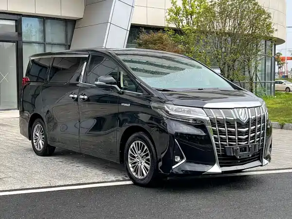 Toyota Alphard 2023