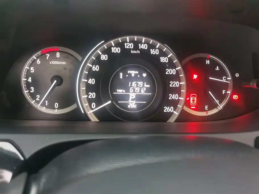Honda Accord 2018 — фото 14