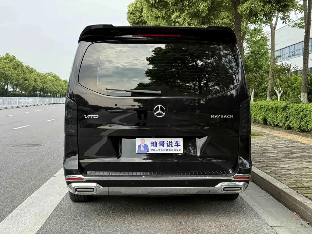 Mercedes-Benz Vito 2023 — фото 6