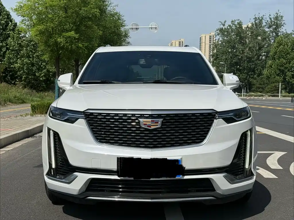 Cadillac XT6 2020 — фото 17