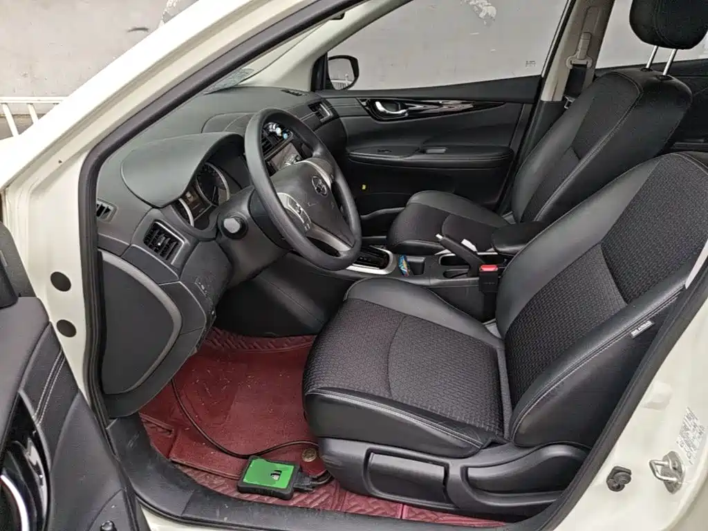 Nissan Tiida 2019 — фото 15