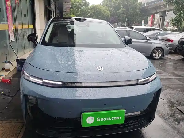 Leapmotor B10 2025
