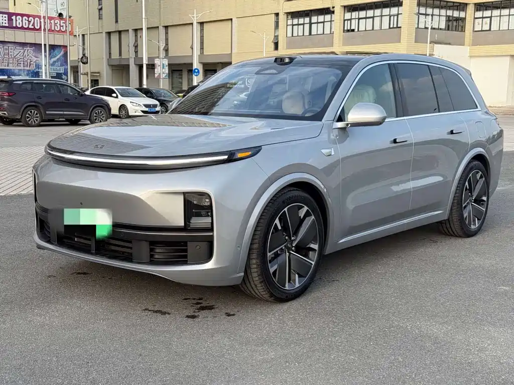Li Auto Li L8 2025